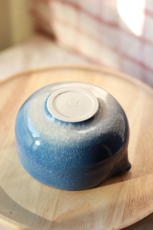 Bat Trang Chawan - Icy Crackle Glaze - Navy | Small